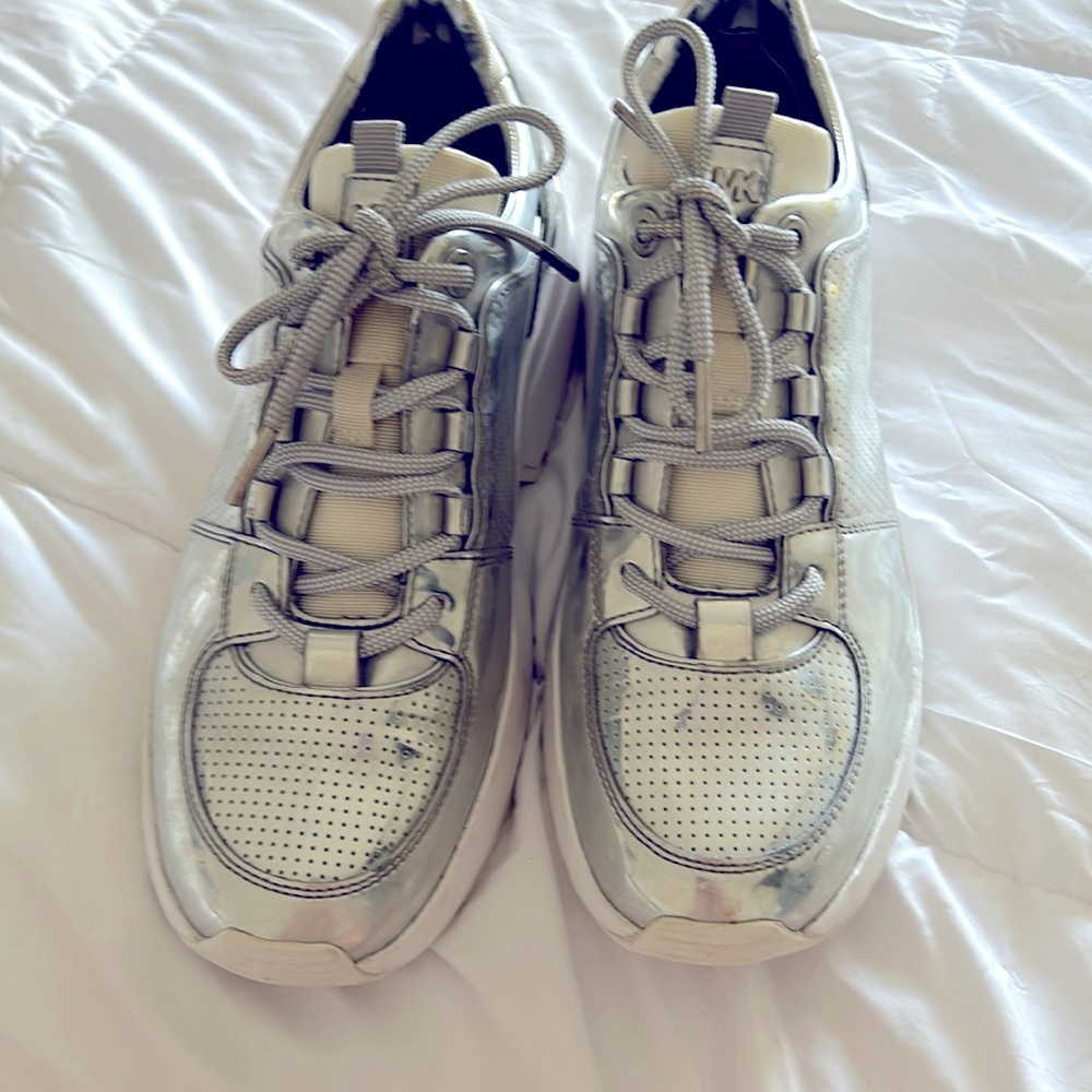Sneaker